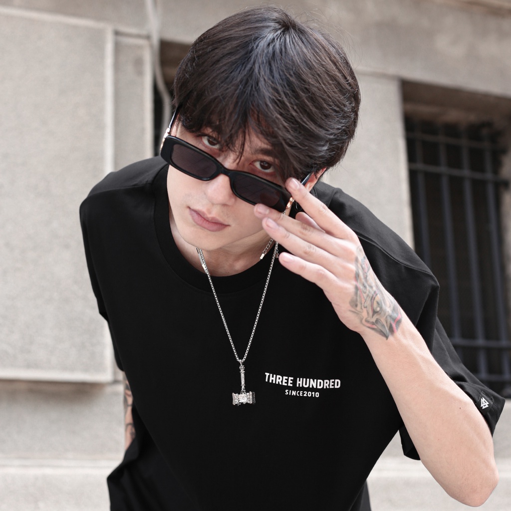 Áo Thun Đen In Chữ Nostalgia Màu Trắng Chất Liệu 100% Cotton Form Rộng Thoải Mái Unisex Nam Nữ