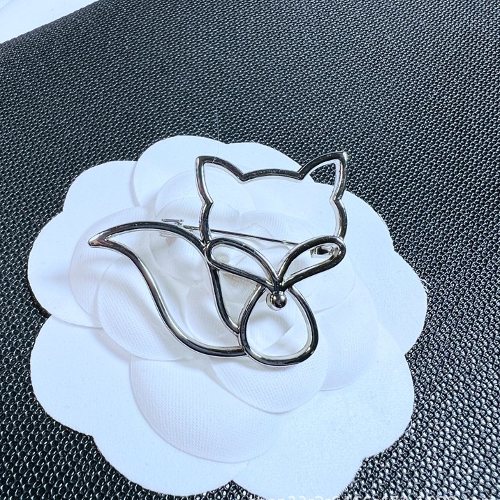 Trâm Cài Áo Hình Con Cáo Thời Trang Cho Nữ