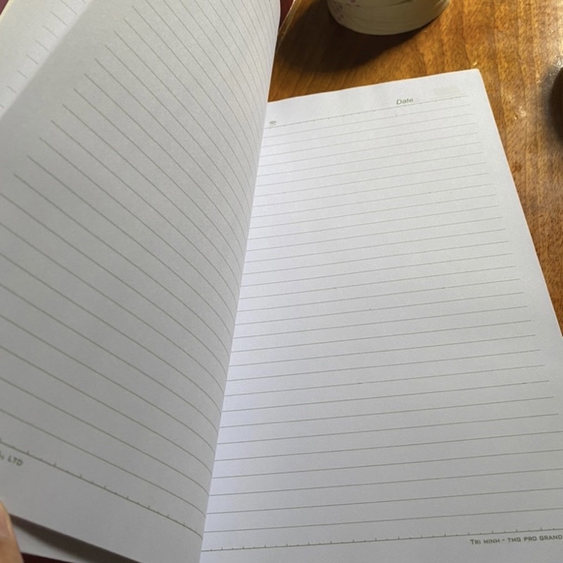 Sổ lò xo A4 bìa nhựa 240 trang TMG 8564