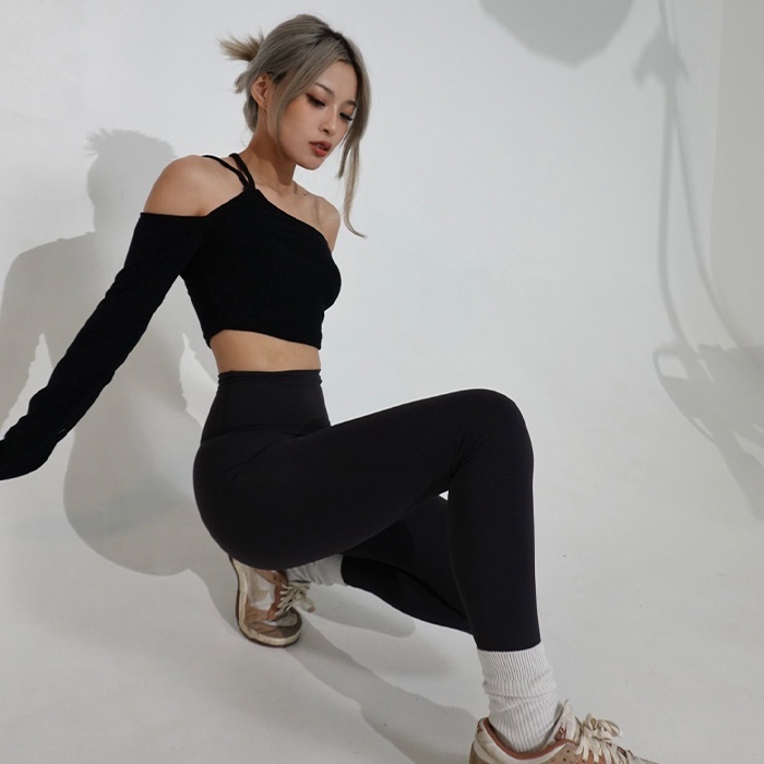 Áo trễ vai body 2 dây lệch dài tay ATV21