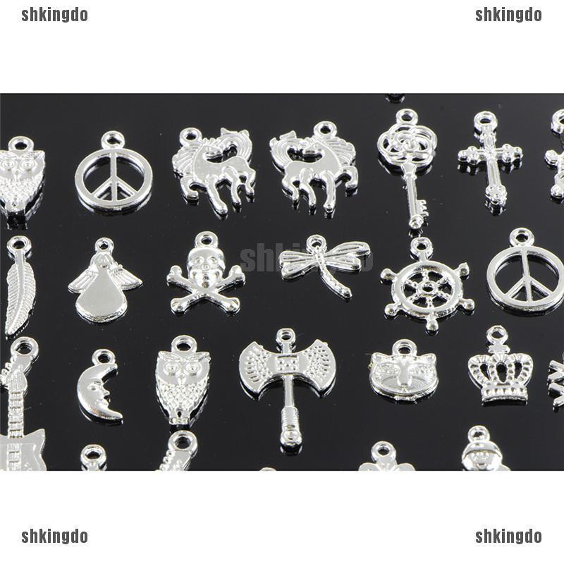 50 mặt dây chuyền màu bạc thiết kế phong cách Retro