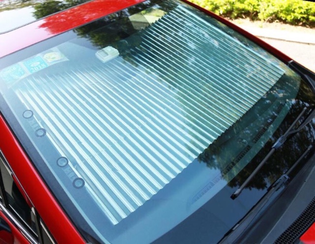 Rèm che nắng kính lái thông minh