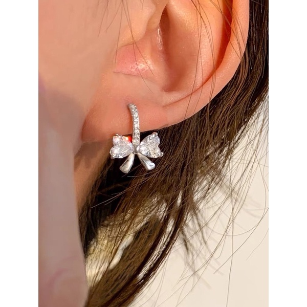 Bông tai bạc đá sang trọng  -cô dâu dự tiệc