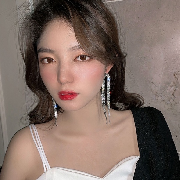 Bông tai dài đính đá sang trọng cho nữ