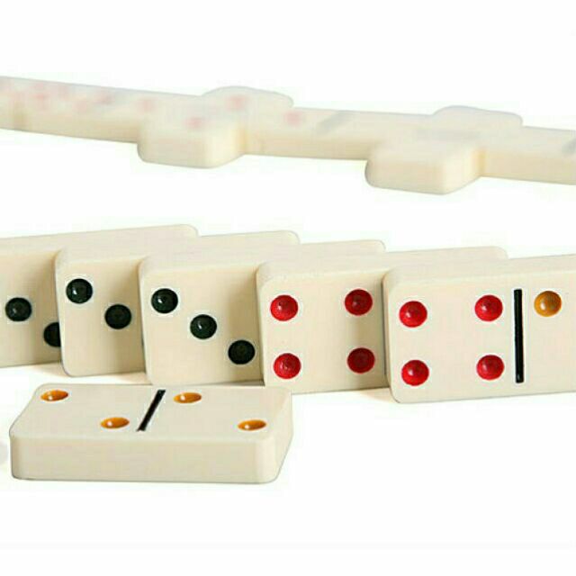 [HCM] Cờ Domino Hộp Nhựa, Quân Trắng Không Viền