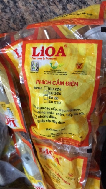 Phích cắm điện