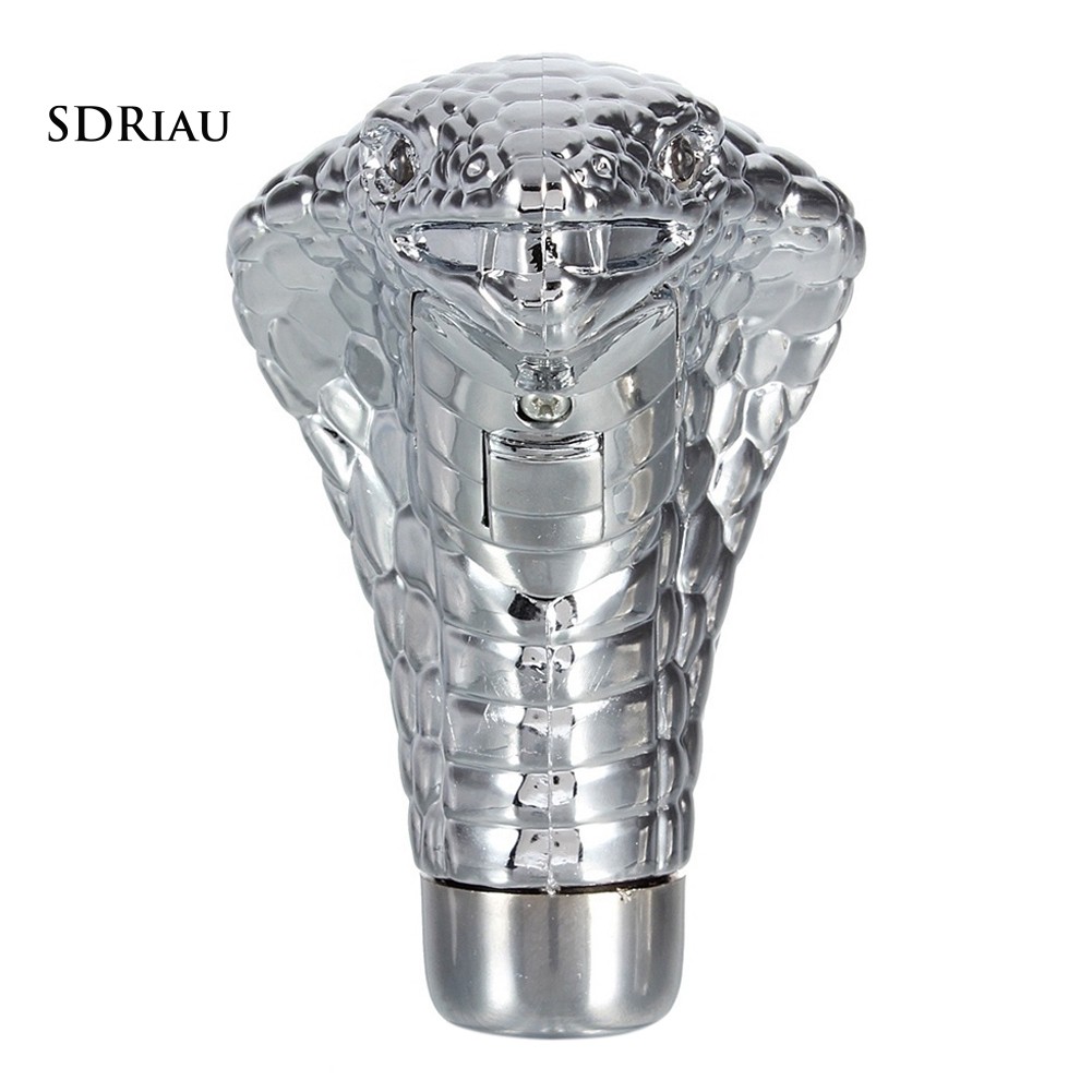 Tay nắm cần gạt số xe hơi hình đầu rắn hổ mang thiết kế độc đáo