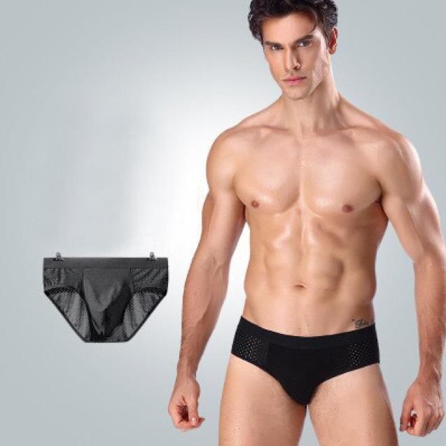 Hộp 4 Quần Sịp Tam Giác Thông Hơi + 1 Đôi Tất Ngắn Cổ,.