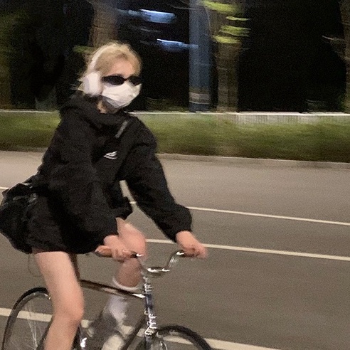 Áo khoác ZHELIHANGFEI tay dài dáng rộng có mũ trùm đầu thêu chữ thời trang cho nam và nữ