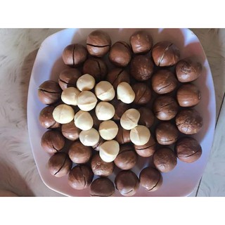 Macca sấy nứt hạt