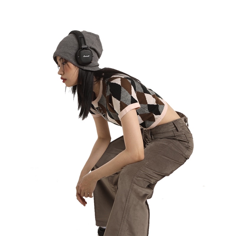 Áo ERRORIST len chillin knit crop đỏ/hồng | BigBuy360 - bigbuy360.vn