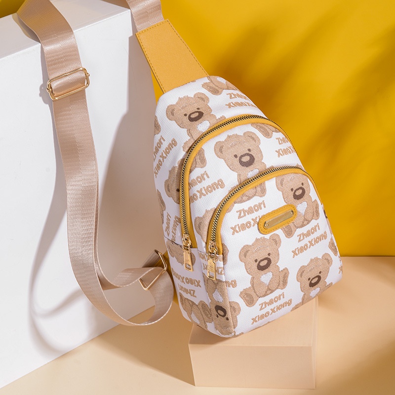Túi Đeo Chéo Ngực Thiết Kế Hình Gấu Nhỏ Dễ Thương Giản Dị
