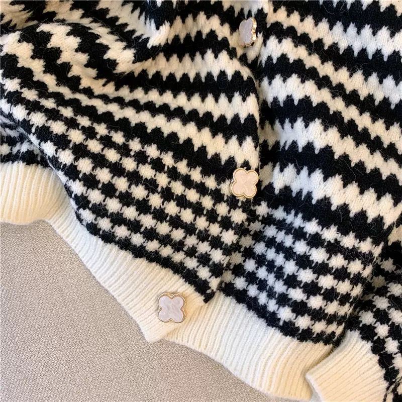 Áo Khoác Cardigan Dệt Kim Dáng Ngắn Thời Trang Cho Nữ  tao bao