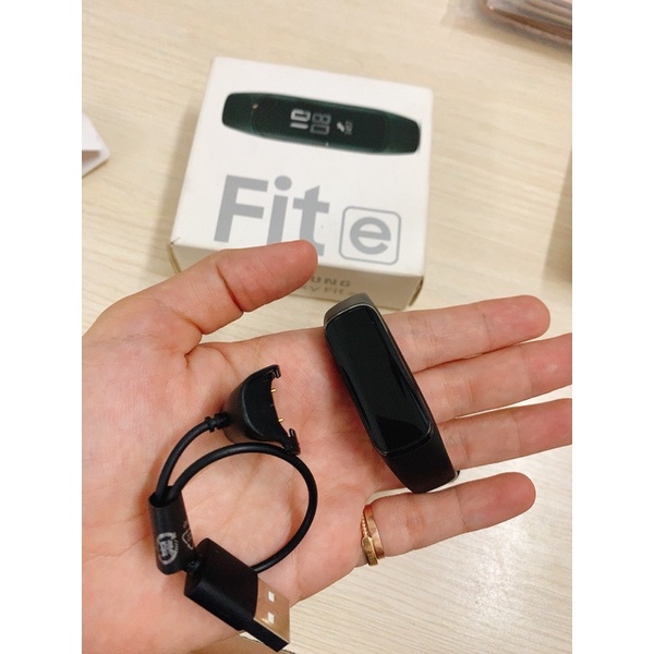 Chính hãng nguyên hộp -Vòng tay theo dõi sức khoẻ/Đồng hồ thông minh Samsung Galaxy Fit/ Fit 2/ Fit e có bảo hành