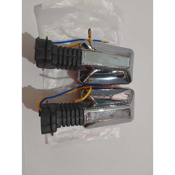Cặp đèn xi nhan sau xe Cúp 82