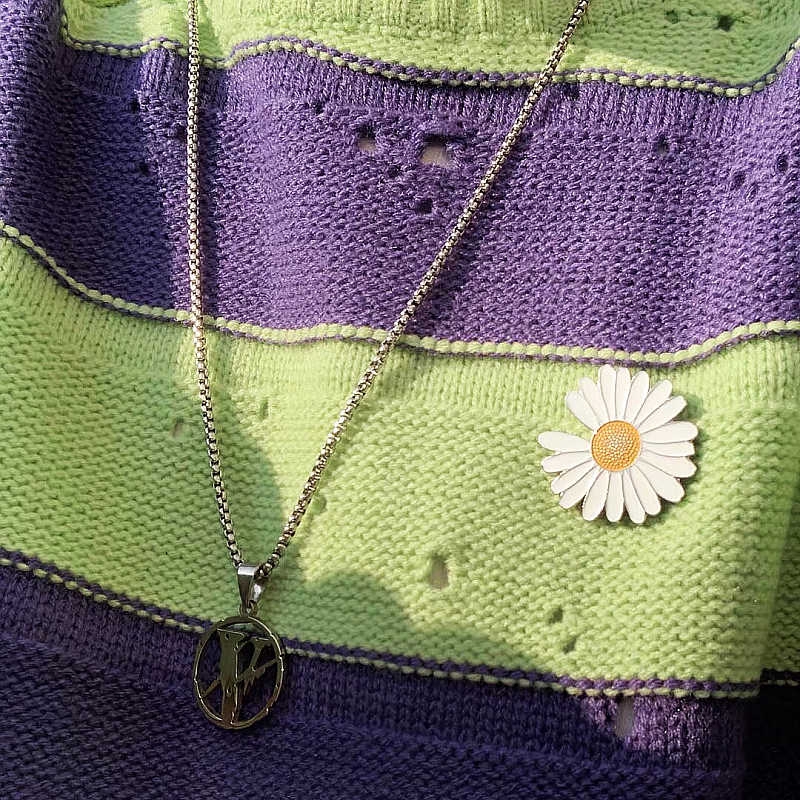 Ghim Cài Áo Hình Hoa Cúc Xinh Xắn