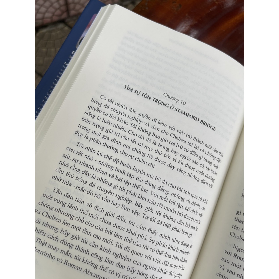 Sách - [Bìa cứng, tặng kèm sổ tay + 3 bookmark ảnh Lampard] Tự truyện Super Frankie - Tất tần tật về người không phổi