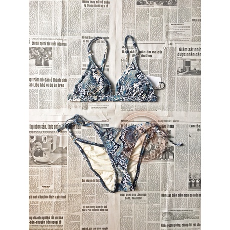 Bikini Đồ Bơi Đi Biển 2 Mảnh họa tiết da rắn xanh coban chun mông cổ tim hở lưng cài khóa 2 dây sexy quyến rũ