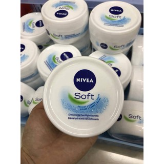 Kem dưỡng da Nivea Soft 200ml chuẩn Đức