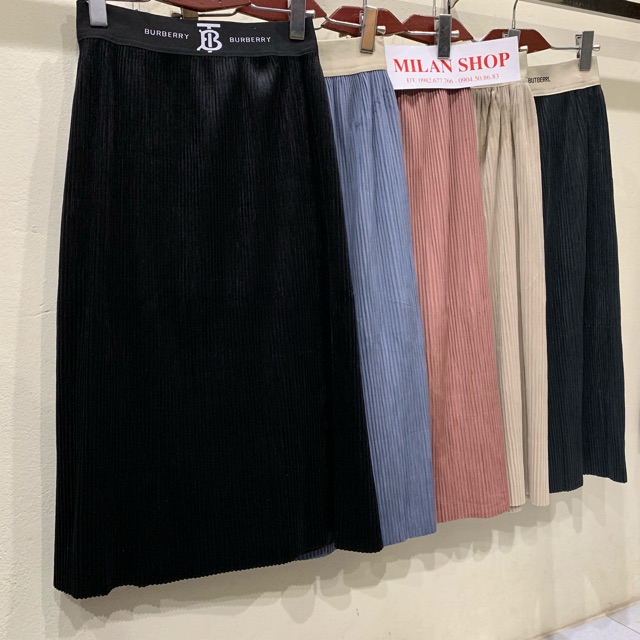 Chân váy nhung cạp chun chữ sang chảnh hot hit | BigBuy360 - bigbuy360.vn