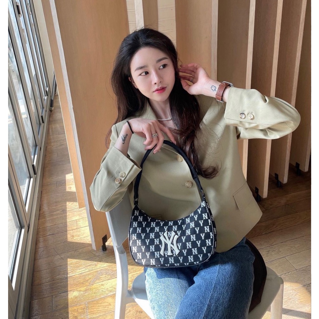 Túi MLB Monogram Jacquard Hobo - Túi kẹp nách MLB nữ chính hãng 3ABQS102N