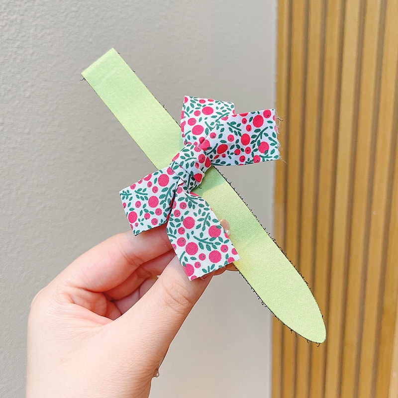 Cài tóc mái không hằn dấu vết cho nữ 2021