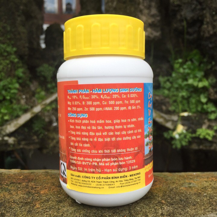 Phân bón Đầu Trâu 701 kích thích ra hoa 100gr