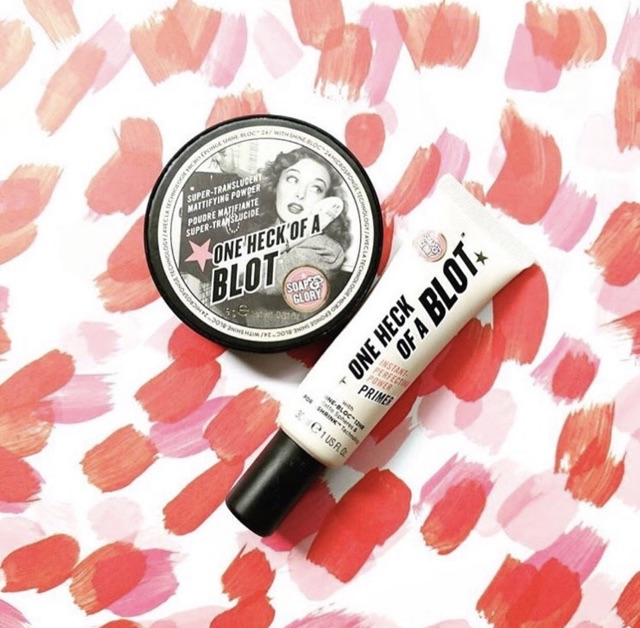 Phấn phủ kiềm dầu lâu trôi Soap and Glory One Heck’ of A Blot | BigBuy360 - bigbuy360.vn