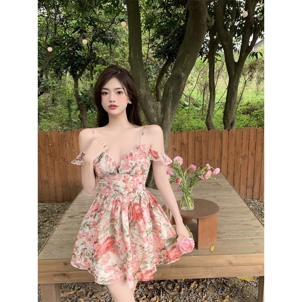 Mùa hè ngọt ngào tình yêu đầu tiên thuần khiết mong muốn gió địu voan hoa cổ chữ V mỏng và mảnh mai trung dài váy nữ