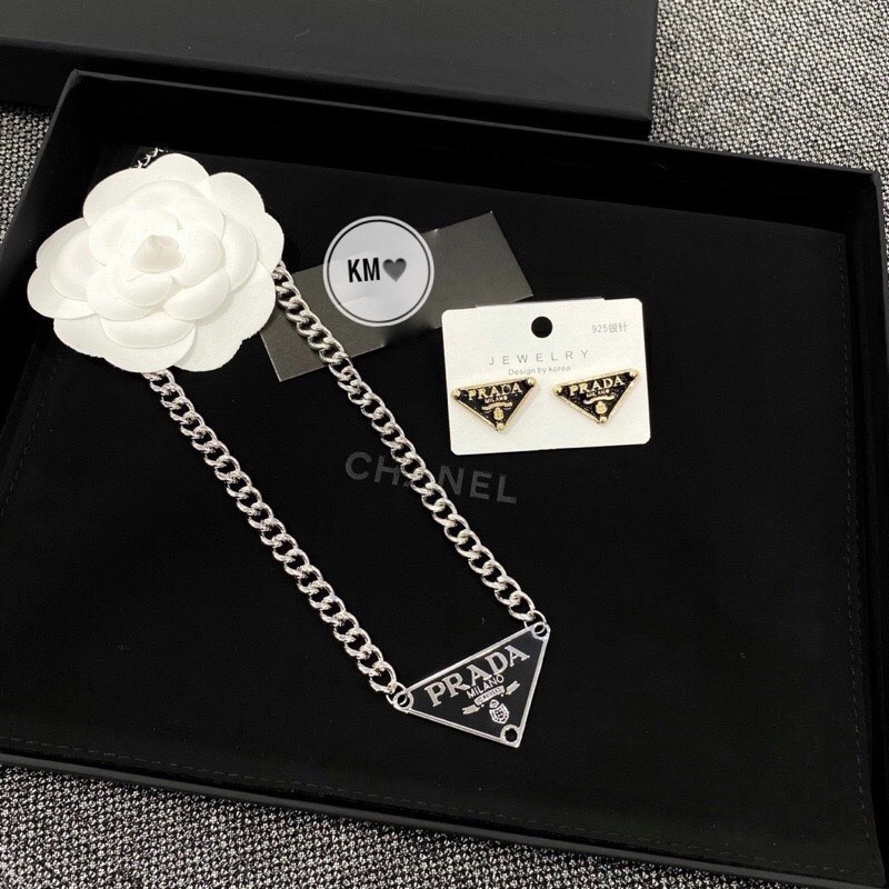 Sét vòng cổ khuyên tai đính đá hãng sang trọng vip