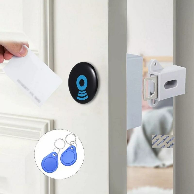 Bộ dụng cất giữ quỹ đen siêu thông minh mở khoá không cần chìa