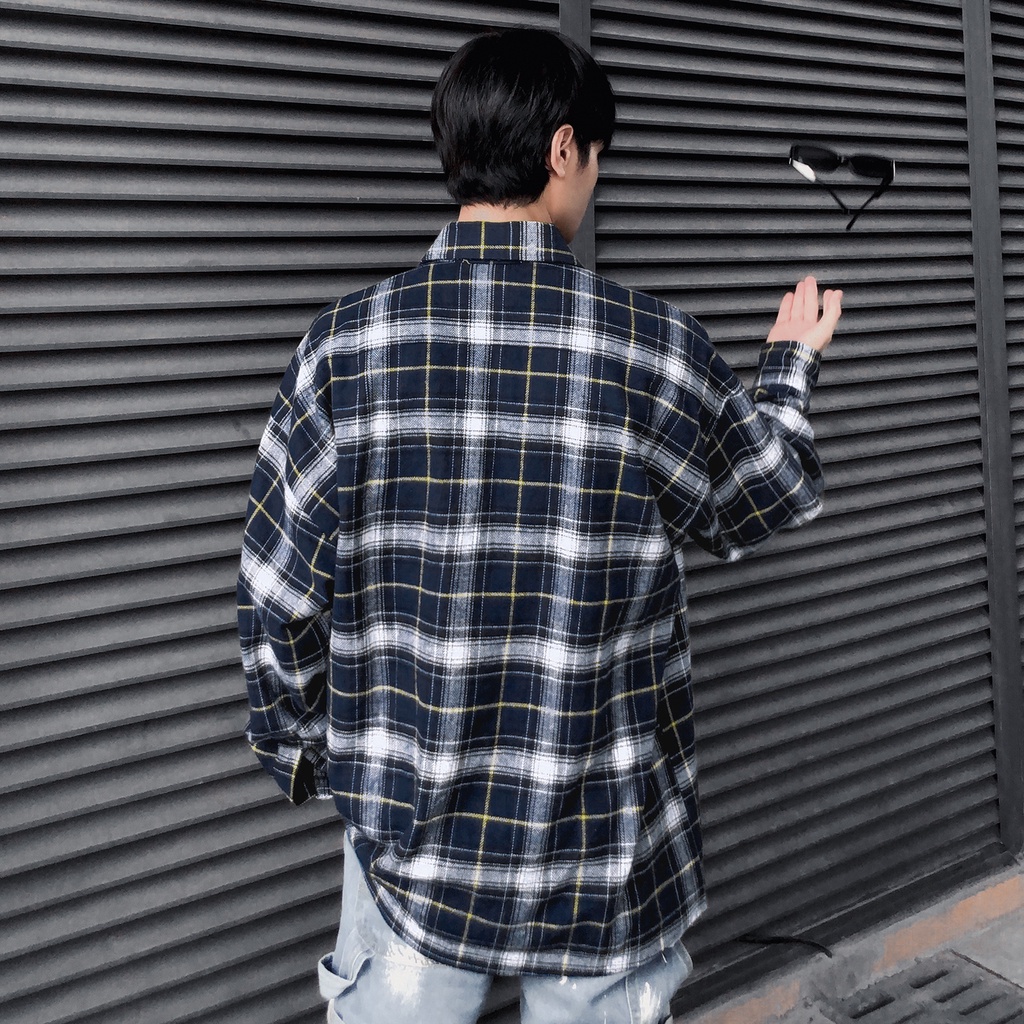 Áo Sơ Mi Flannel Màu Xanh Sọc Trắng Form Rộng Thoải Mái Chất Liệu Cotton Thoáng Mát