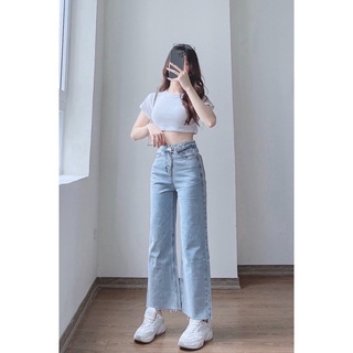 Quần jean xanh nhạt khuy sắt