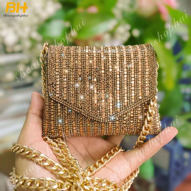 Túi Xách Đính Đá Phối Dây Xích Thời Trang 2022 Dành Cho Nữ