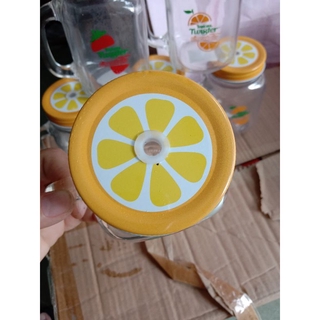 Ly thủy tinh có quai
