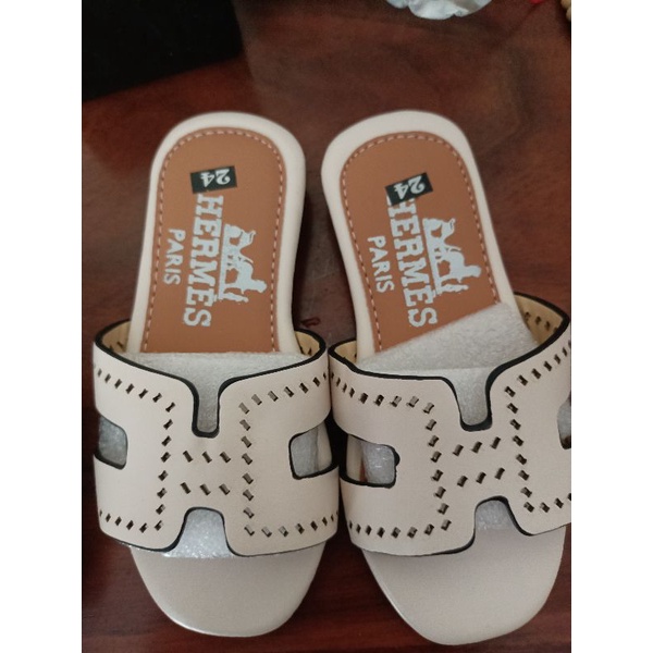 Dép HM cho bé size 30 kich thước lòng 19.5