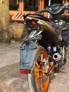 Dè EX 150 Malay