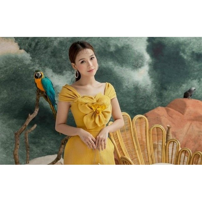 HÀNG THIẾT KẾ - ĐẦM BODY 2 DÂY MÀU VÀNG NGỰC HOA CAO CẤP - ZBT51350 | BigBuy360 - bigbuy360.vn