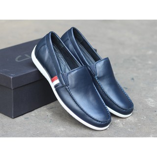 Clarks xanh navi