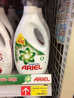 nước giặt Ariel!