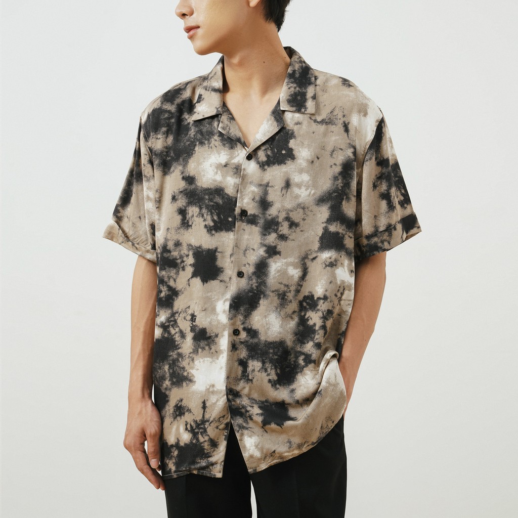 Áo Sơ Mi Cộc Tay Cổ Ve Nam Hoạ Tiết Loang Màu UNICUS Derra Shirt | BigBuy360 - bigbuy360.vn
