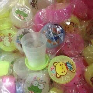 Cốc gấp gọn tiện dụng khi đi ra ngoài