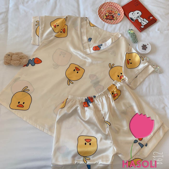 [Mã WARN20 giảm 20k đơn 150k] [Phom rộng]💕Bộ Ngủ-Đồ Ngủ Phi Lụa Cao Cấp Tay Ngắn Siêu Đẹp Màu Trắng Hình Dứa DB03 | BigBuy360 - bigbuy360.vn