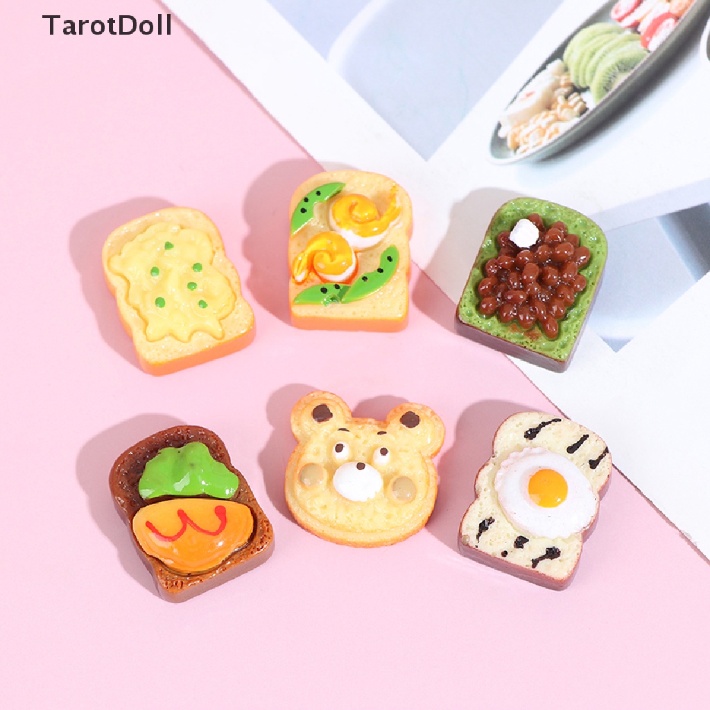 Bộ 8 Bánh Mì Sandwich Tỉ Lệ 1 / 12 Trang Trí Nhà Búp Bê
