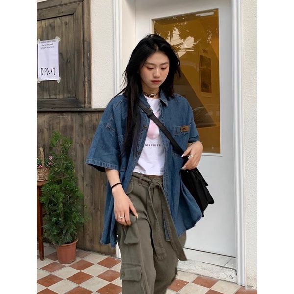 Áo sơ mi denim nữ ngắn tay mặc ngoài