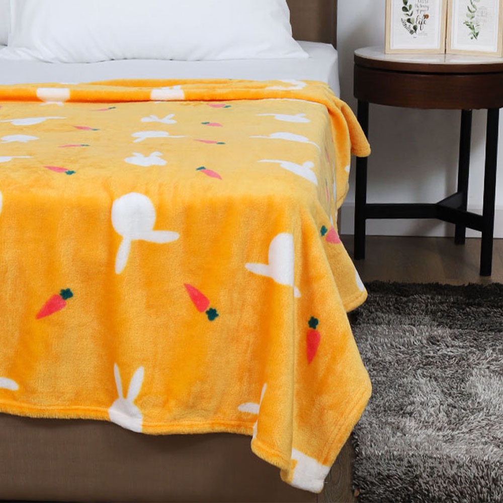 HomeBase HL Chăn mền nỉ du lịch văn phòng Polyester H152xW127cm Màu Vàng