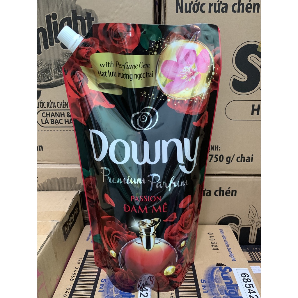 Nước xả vải Downy túi vòi 3 lít, 1.3 lít