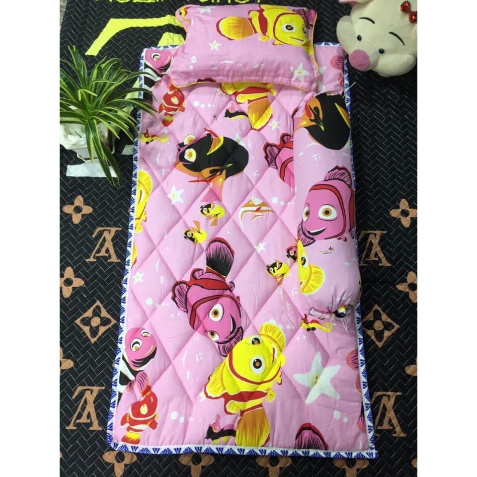 Set nệm gối cho bé
