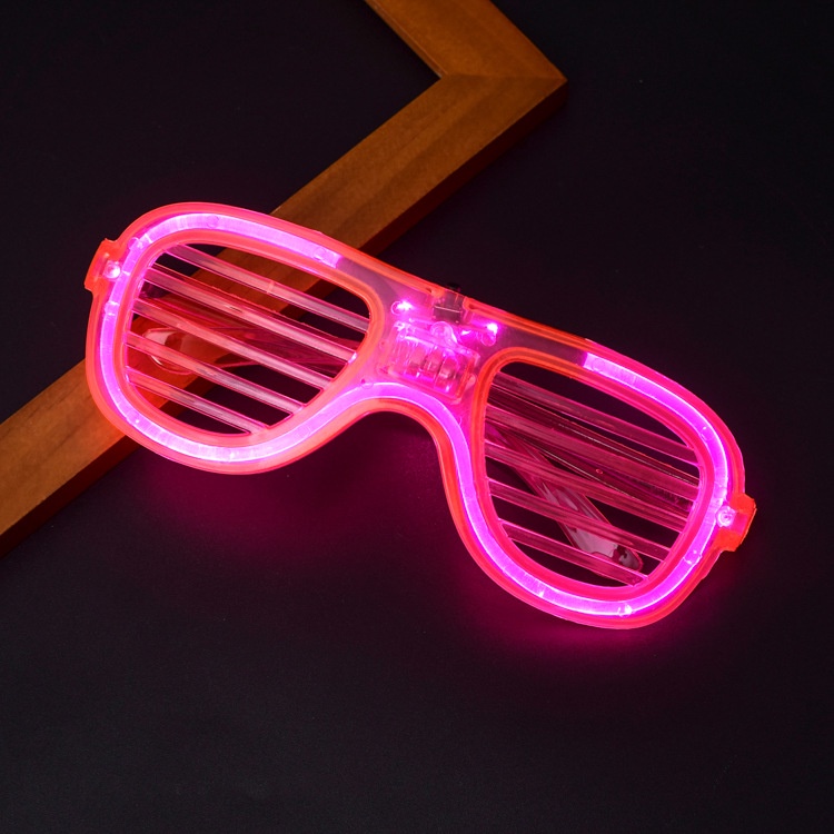 Kính Gắn Đèn LED Phát Sáng Độc Đáo Dùng Để Trang Trí Các Bữa Tiệc