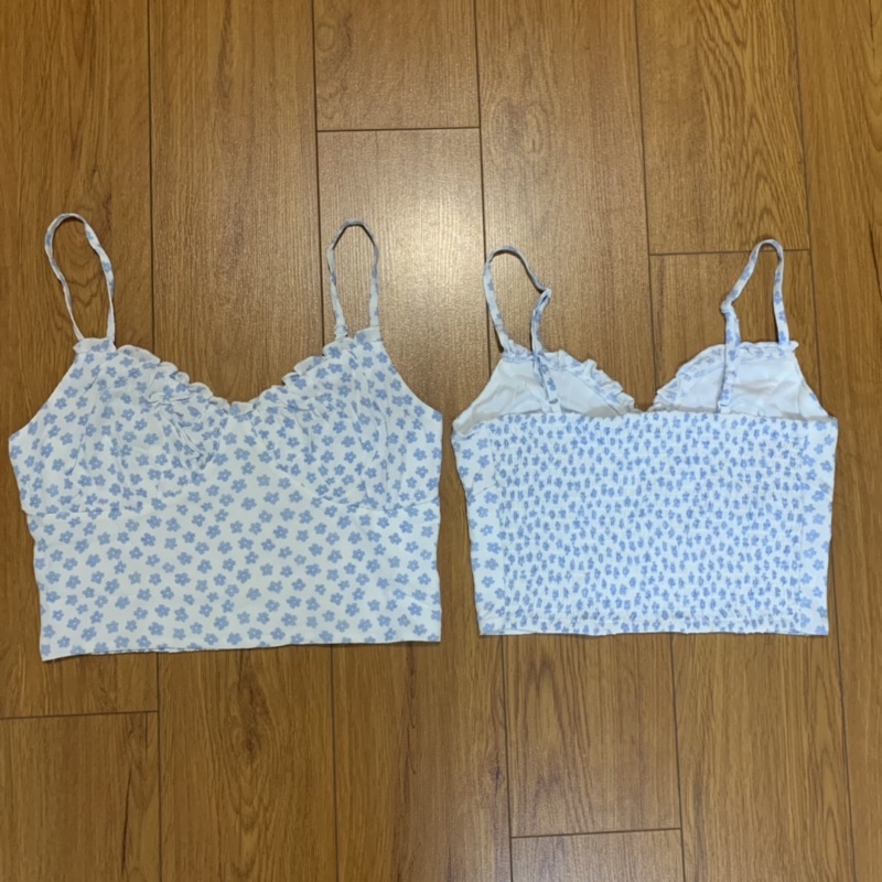 Croptop 2 dây Pacsun